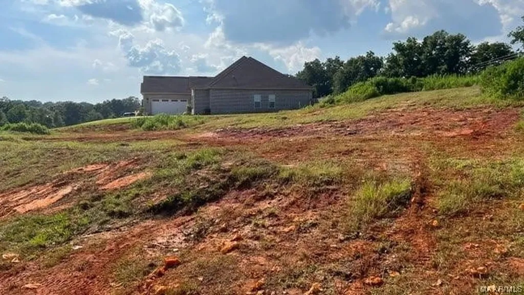 112 Davis Way Enterprise AL 36330
