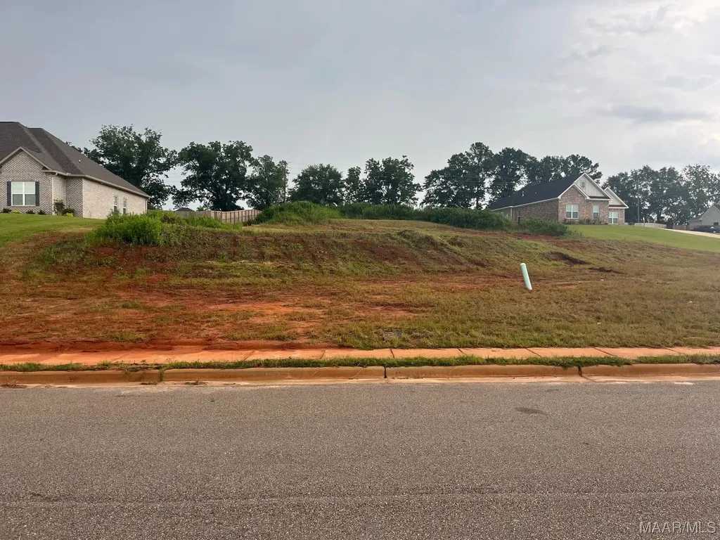 112 Davis Way Enterprise AL 36330