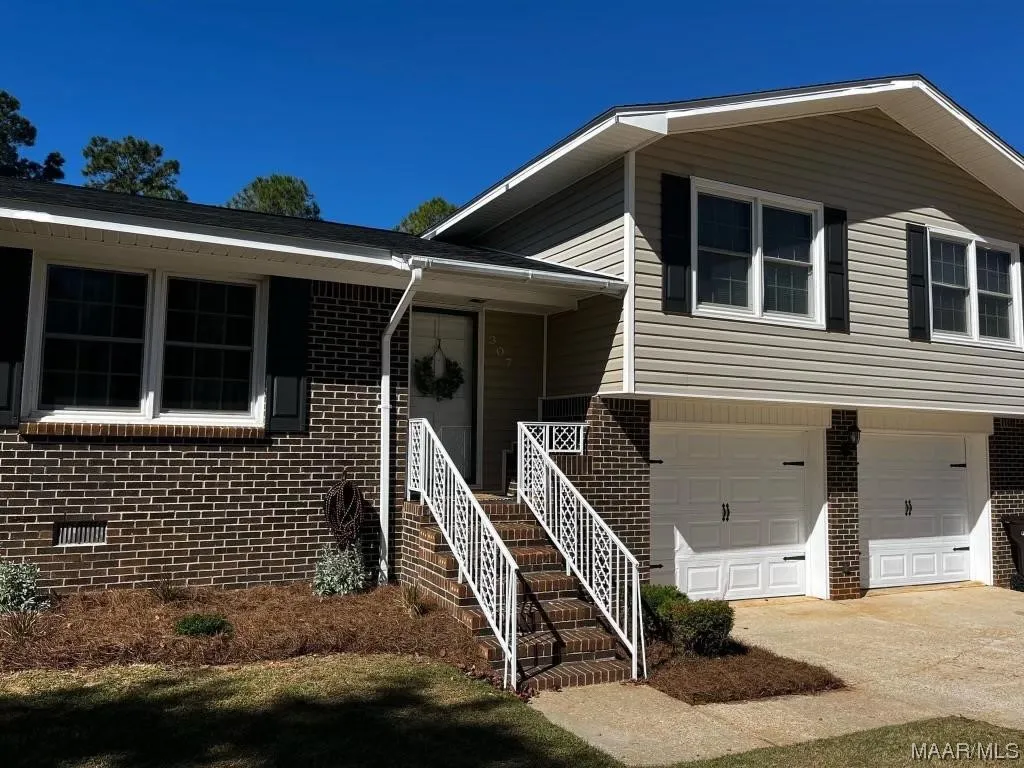 307 Pondella Drive Enterprise AL 36330
