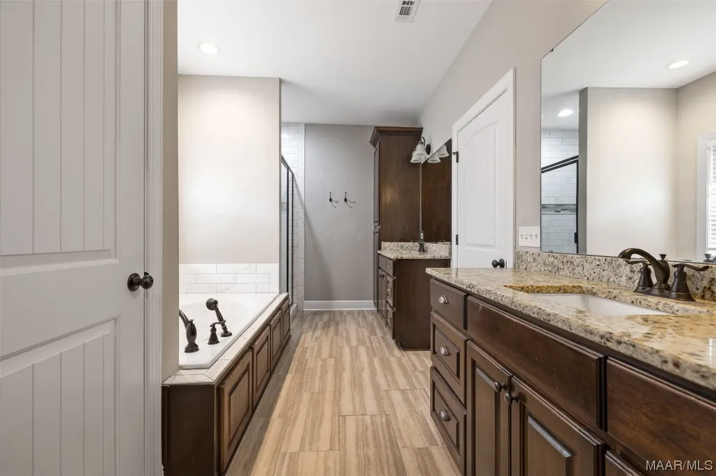 9 Overlook Pass Enterprise AL 36330