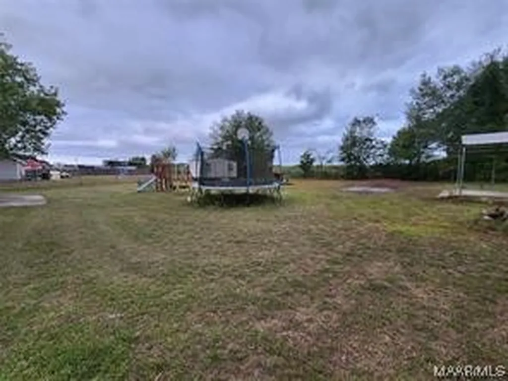1754 Harden Road Slocomb AL 36375