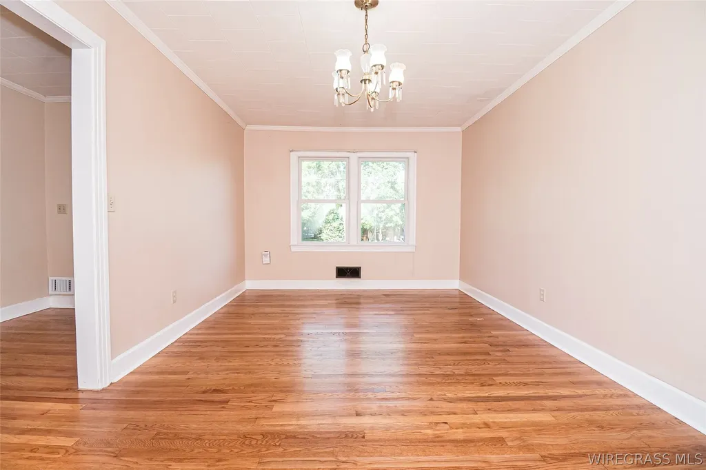 254 Newton Avenue Ozark AL 36360