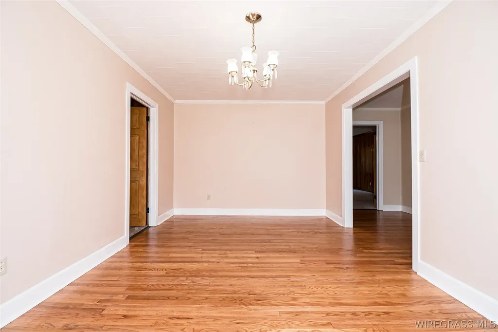 254 Newton Avenue Ozark AL 36360