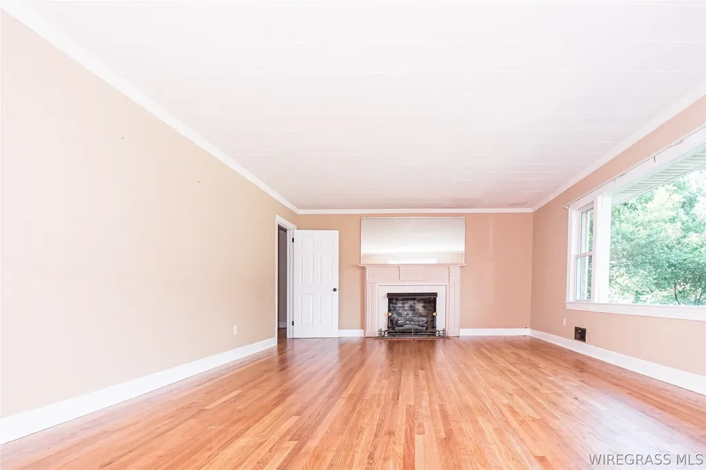 254 Newton Avenue Ozark AL 36360