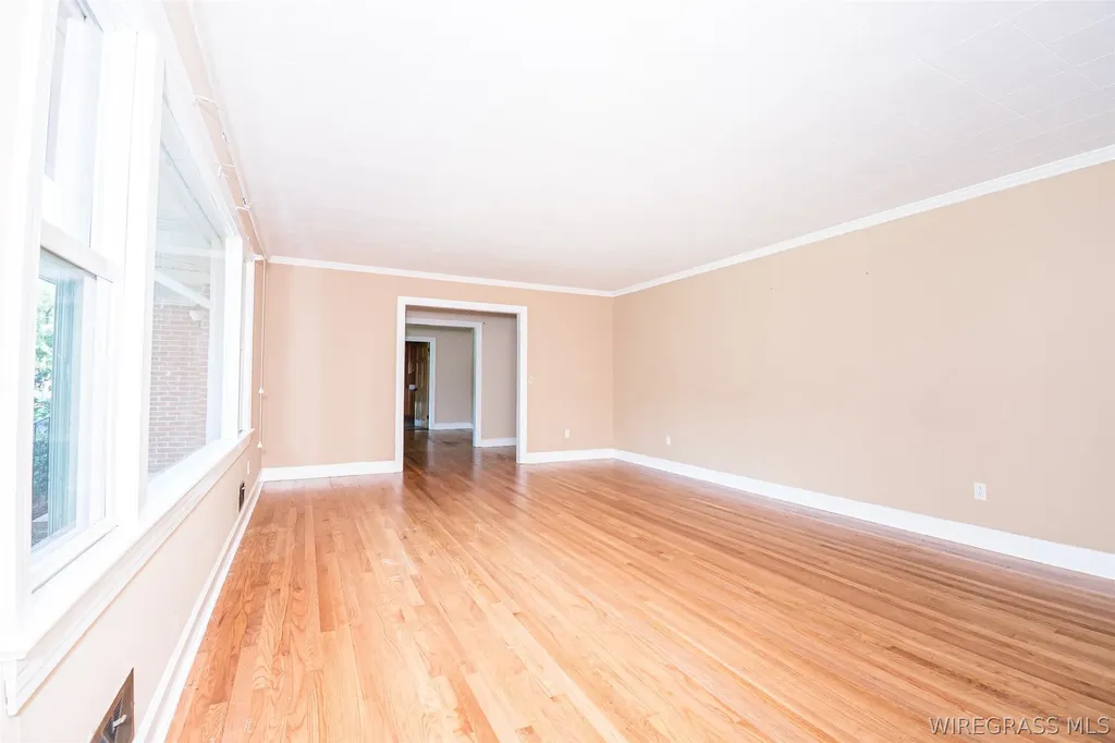 254 Newton Avenue Ozark AL 36360