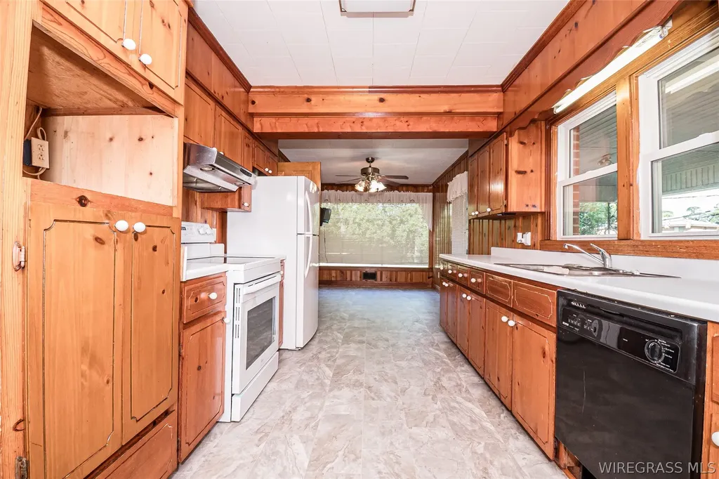 254 Newton Avenue Ozark AL 36360