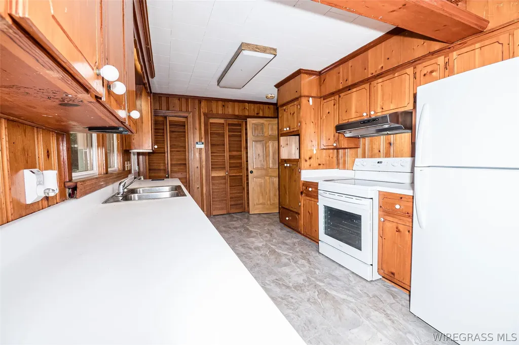 254 Newton Avenue Ozark AL 36360