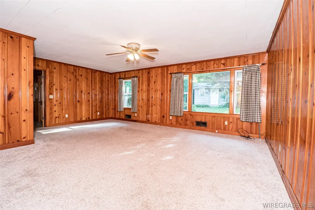 254 Newton Avenue Ozark AL 36360