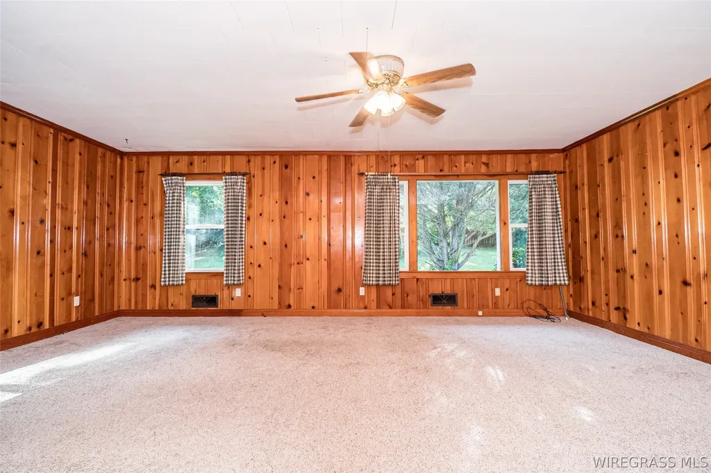 254 Newton Avenue Ozark AL 36360