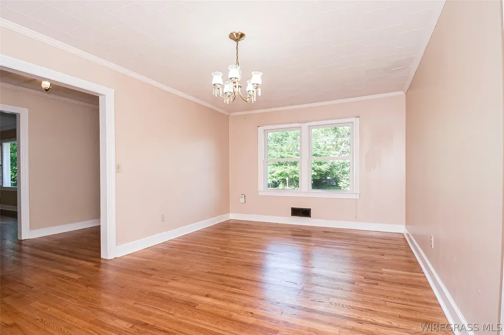 254 Newton Avenue Ozark AL 36360