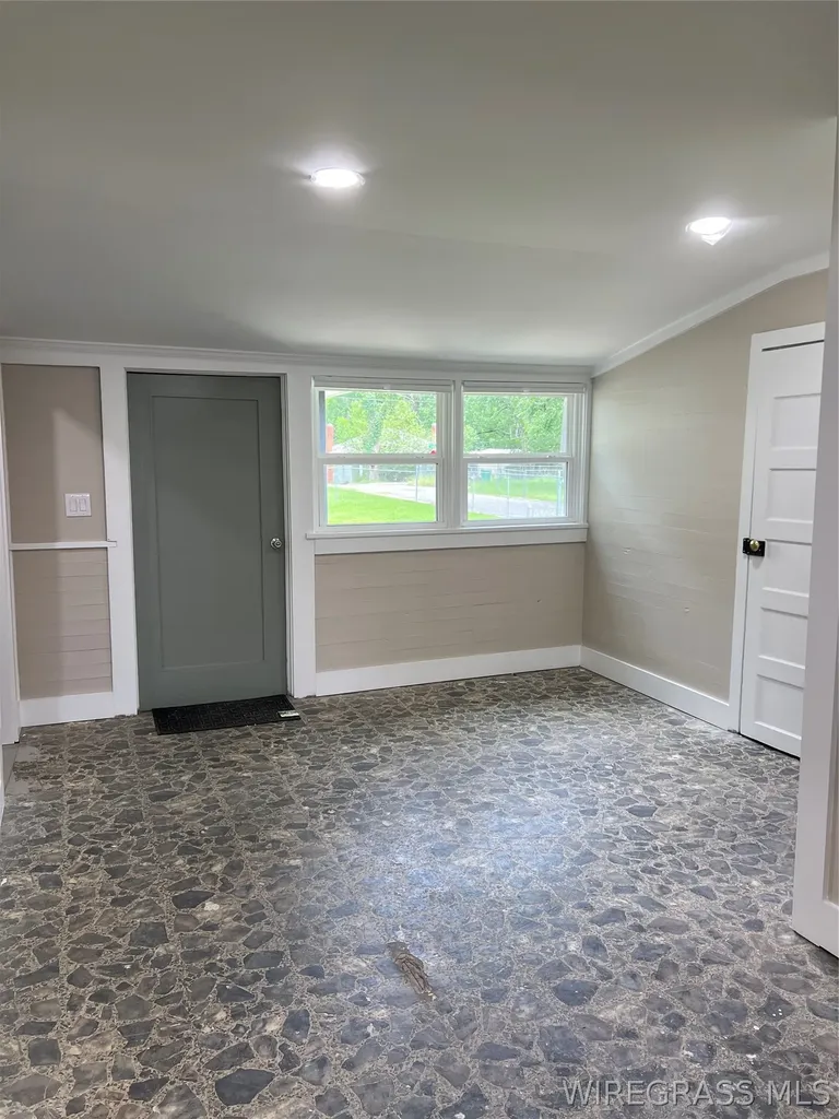 334 W Third Street Luverne AL 36049
