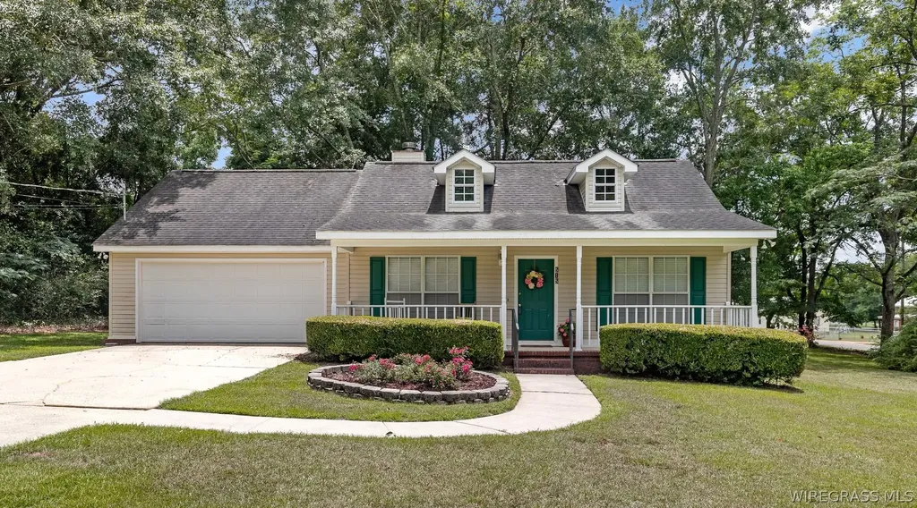515 W Court Street Slocomb AL 36375