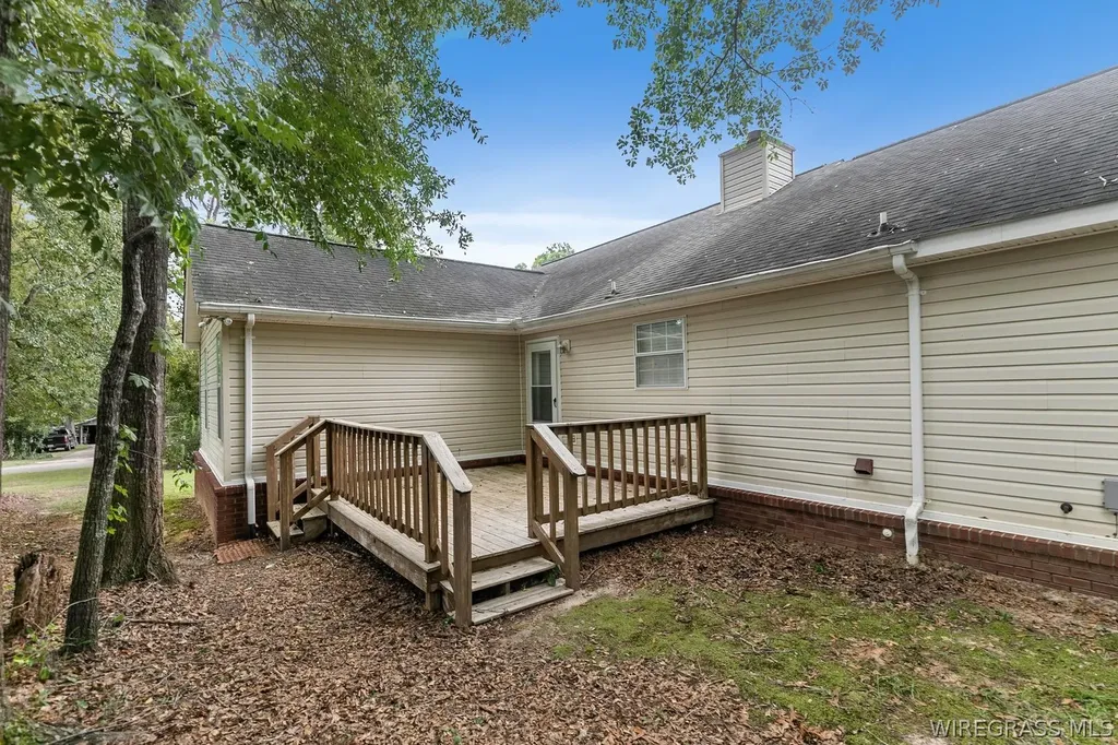 515 W Court Street Slocomb AL 36375