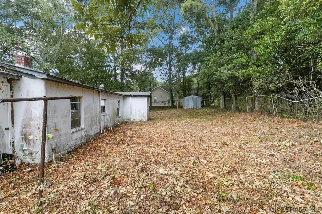 515 W Court Street Slocomb AL 36375