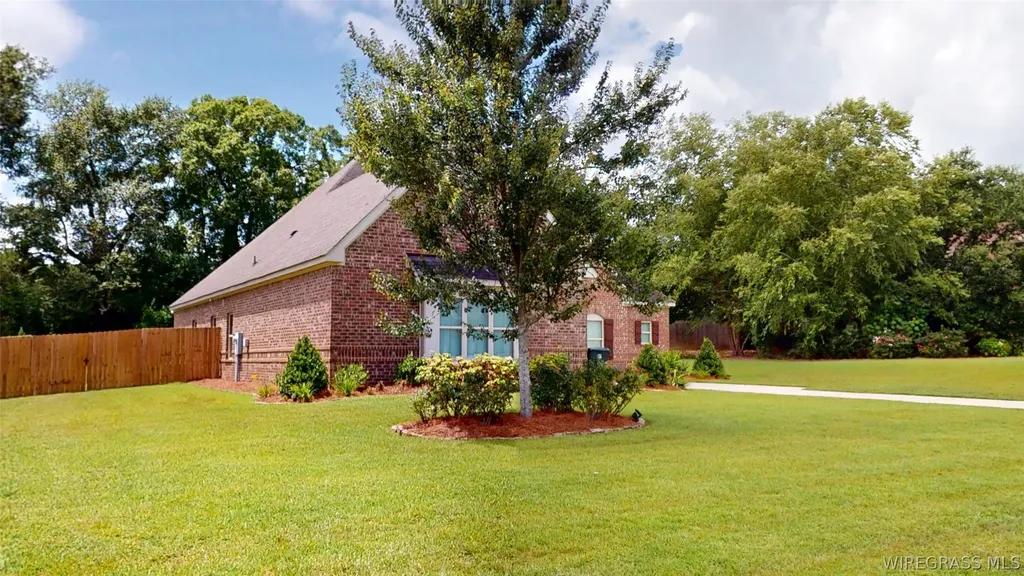 103 Tablerock Court Dothan AL 36301
