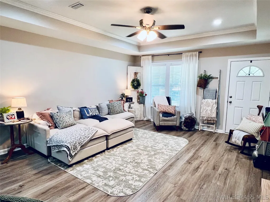 24 Edwin Reynolds Road Cottonwood AL 36305