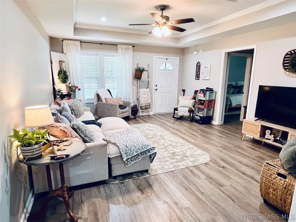 24 Edwin Reynolds Road Cottonwood AL 36305
