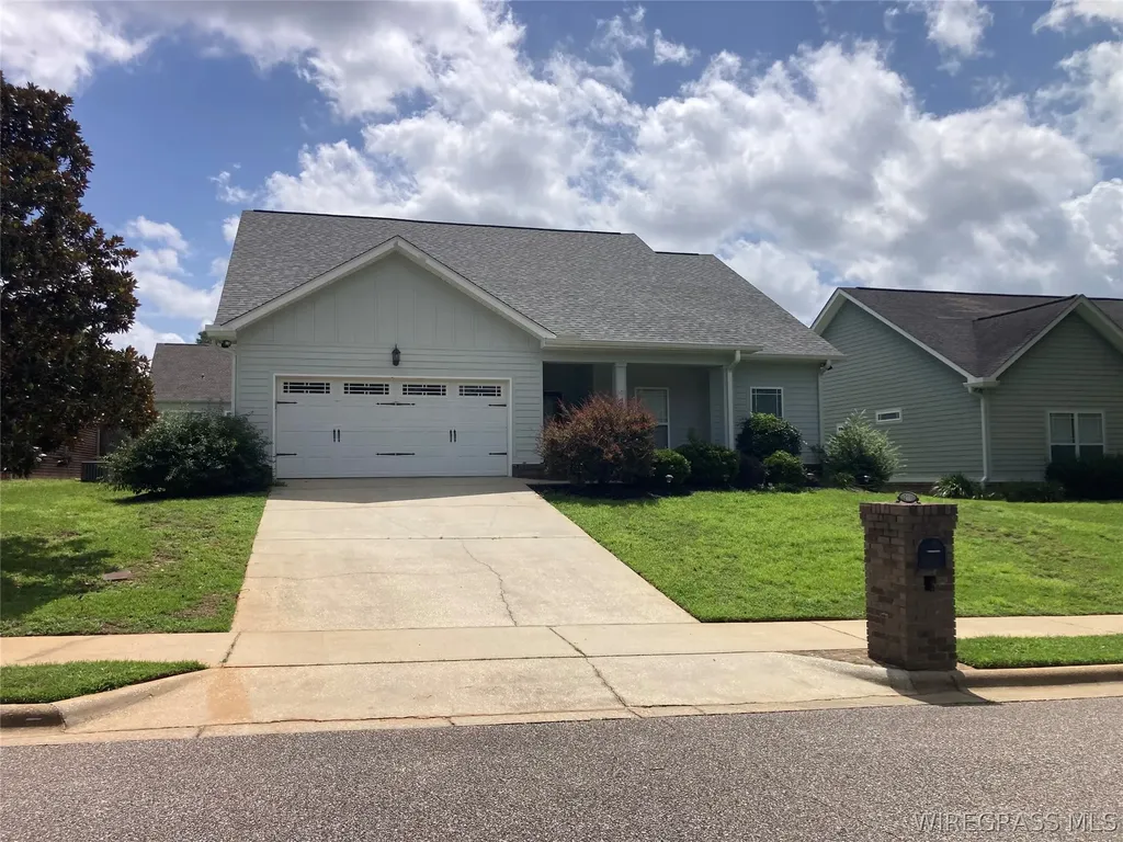 211 Savannah Drive Enterprise AL 36330