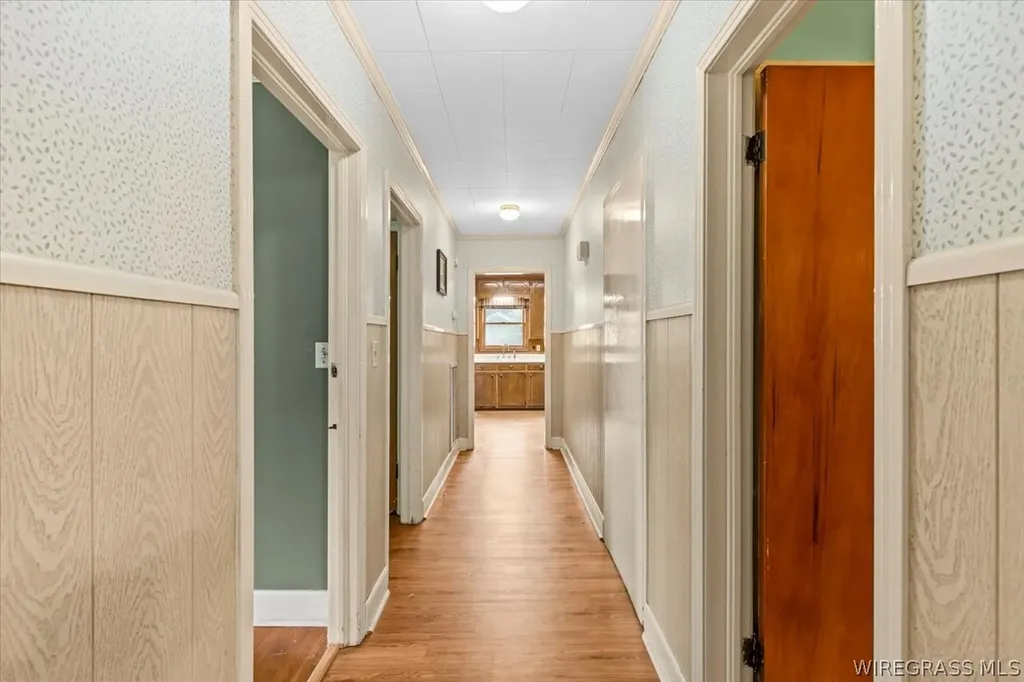 108 E Register Avenue Geneva AL 36340