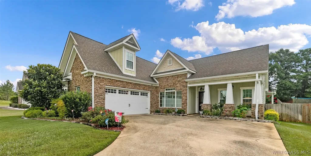 236 Weeping Willow Trail Headland AL 36345