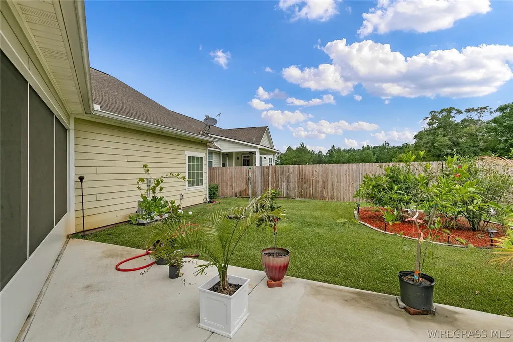 236 Weeping Willow Trail Headland AL 36345