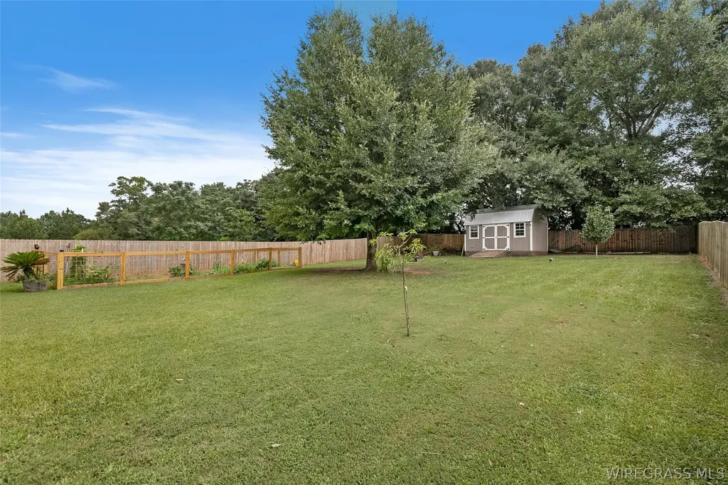 236 Weeping Willow Trail Headland AL 36345
