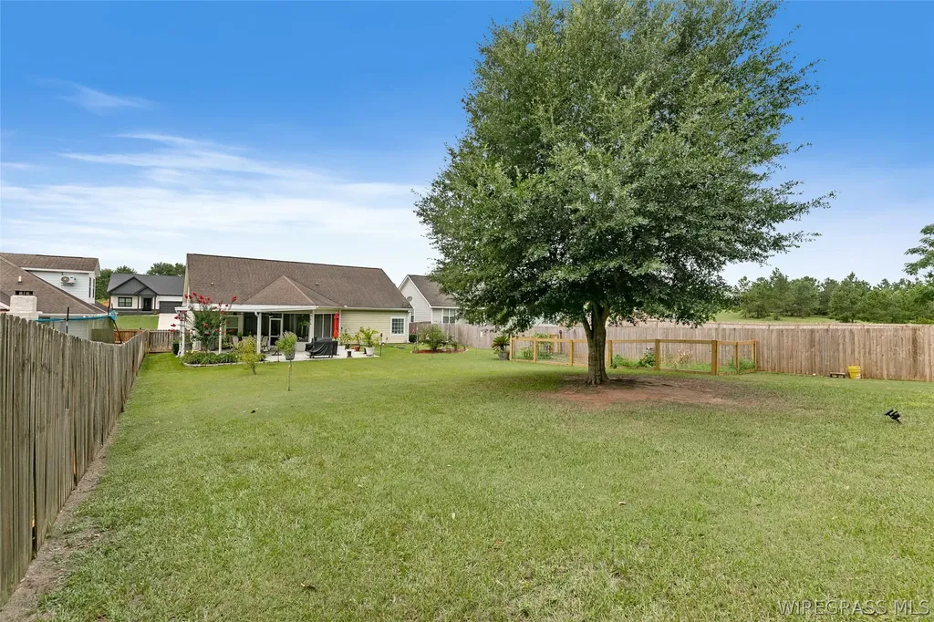 236 Weeping Willow Trail Headland AL 36345