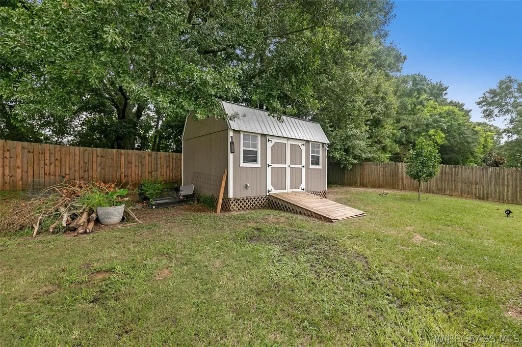 236 Weeping Willow Trail Headland AL 36345
