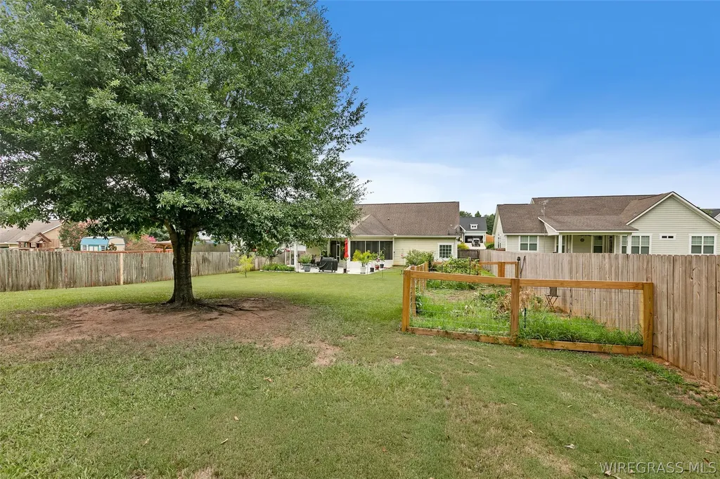 236 Weeping Willow Trail Headland AL 36345
