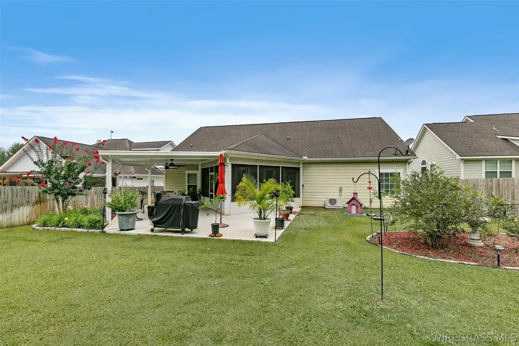 236 Weeping Willow Trail Headland AL 36345