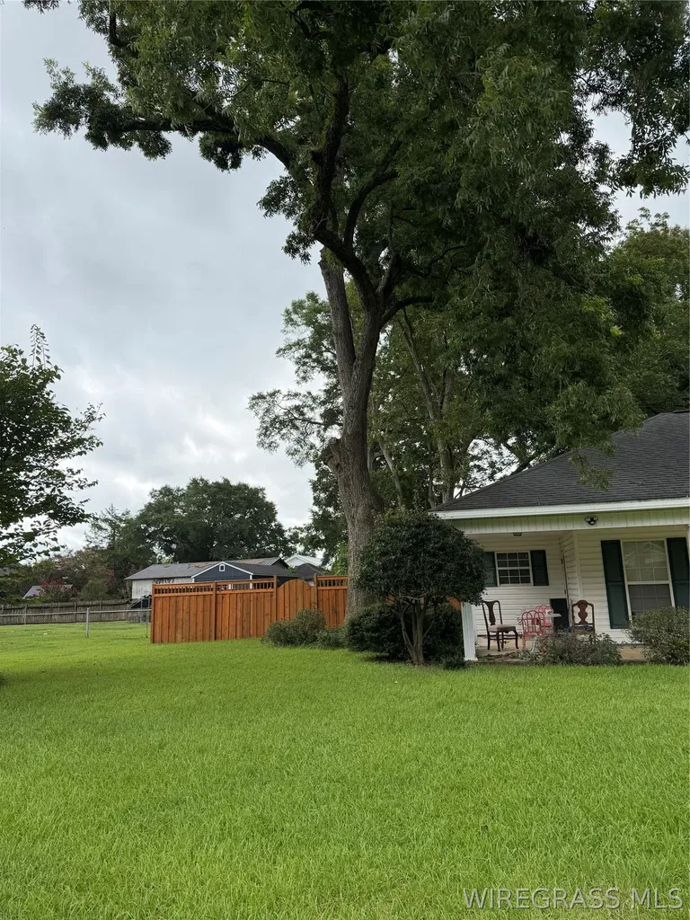 405 W Lee Street Enterprise AL 36330