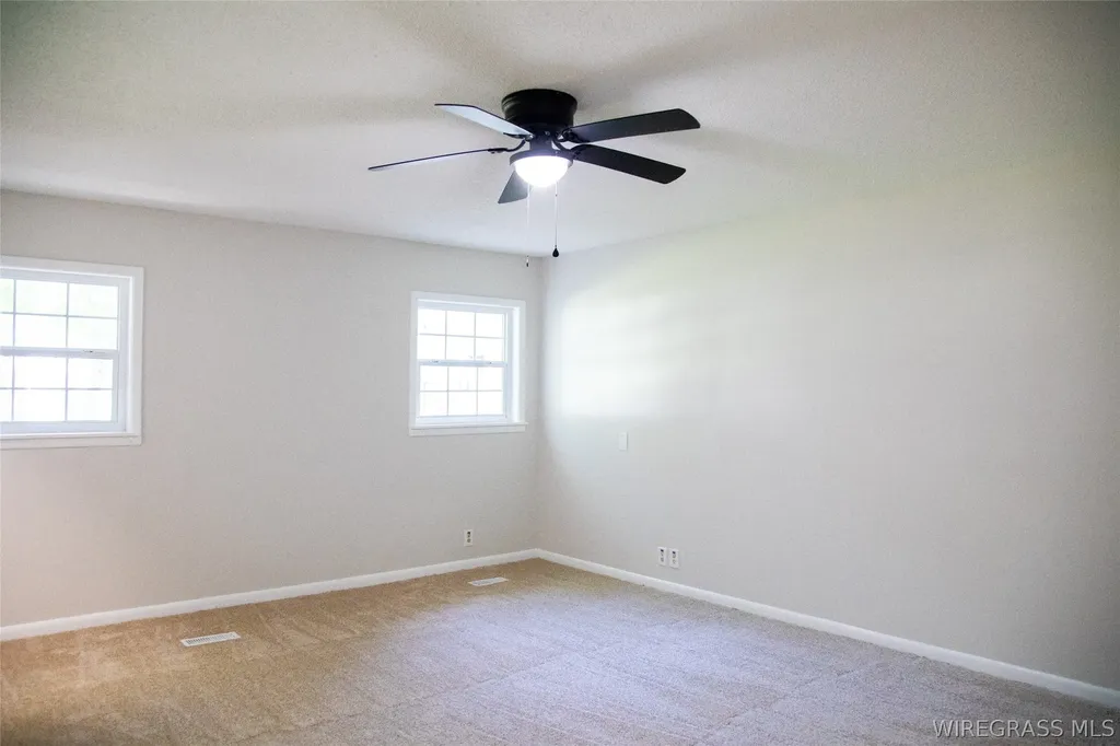 702 W Jernigan Avenue Geneva AL 36340