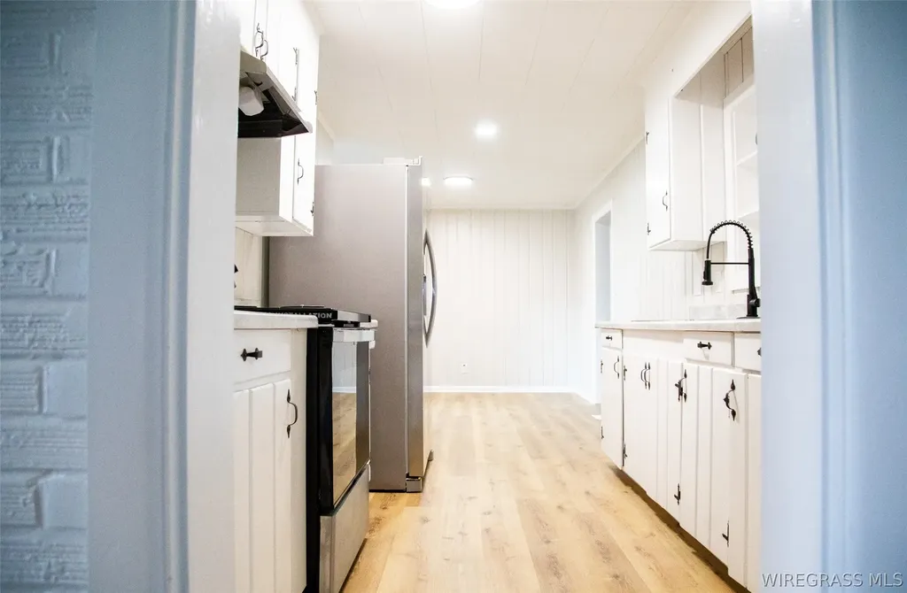 702 W Jernigan Avenue Geneva AL 36340