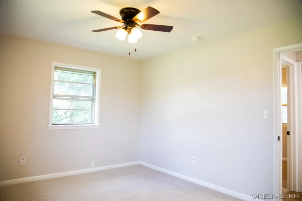 702 W Jernigan Avenue Geneva AL 36340