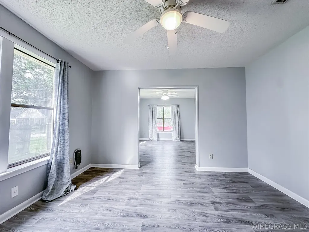 108 S Greenwood Street Geneva AL 36340