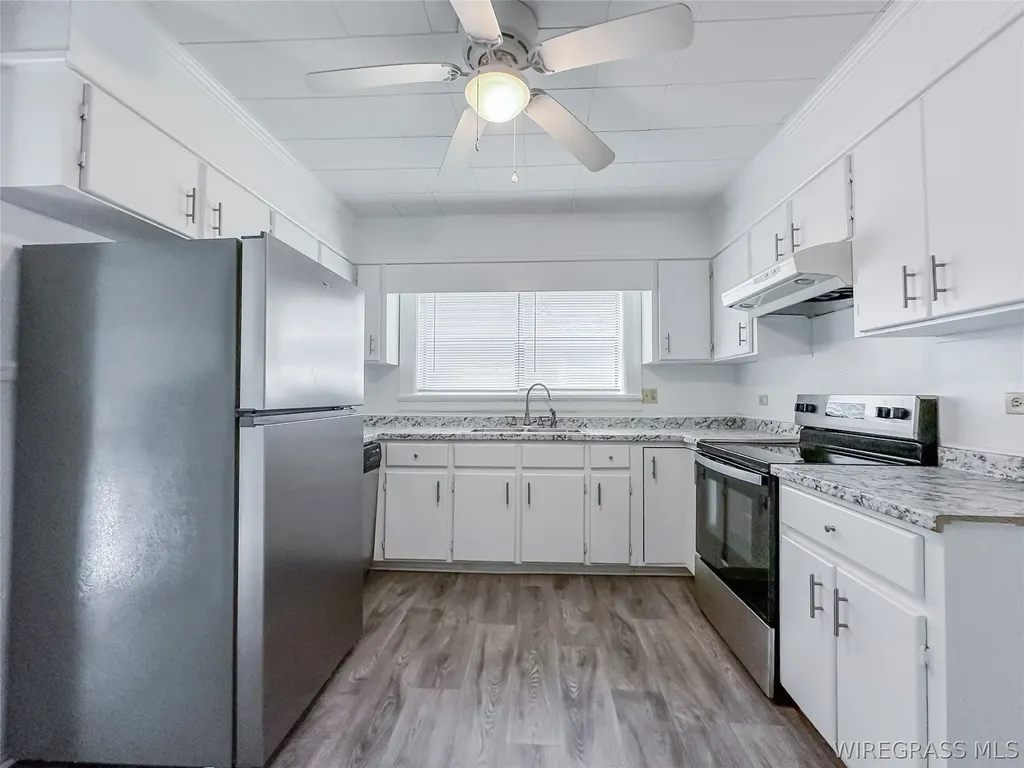 108 S Greenwood Street Geneva AL 36340