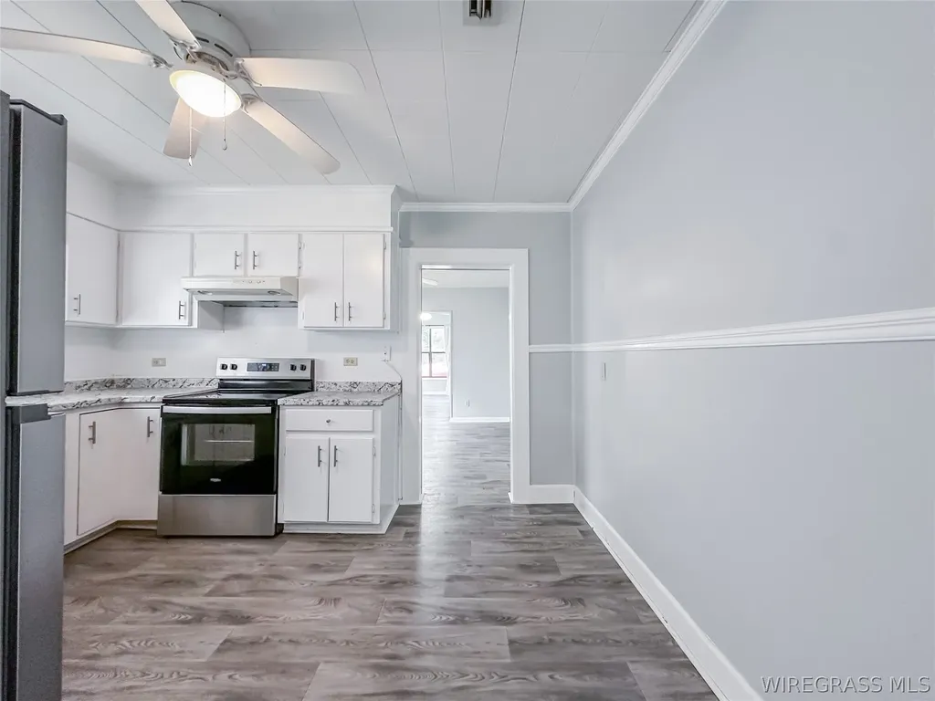 108 S Greenwood Street Geneva AL 36340
