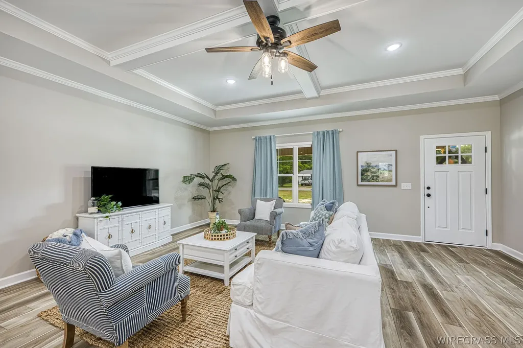 1007 W Deere Street Geneva AL 36340