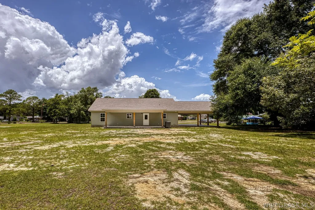 1007 W Deere Street Geneva AL 36340