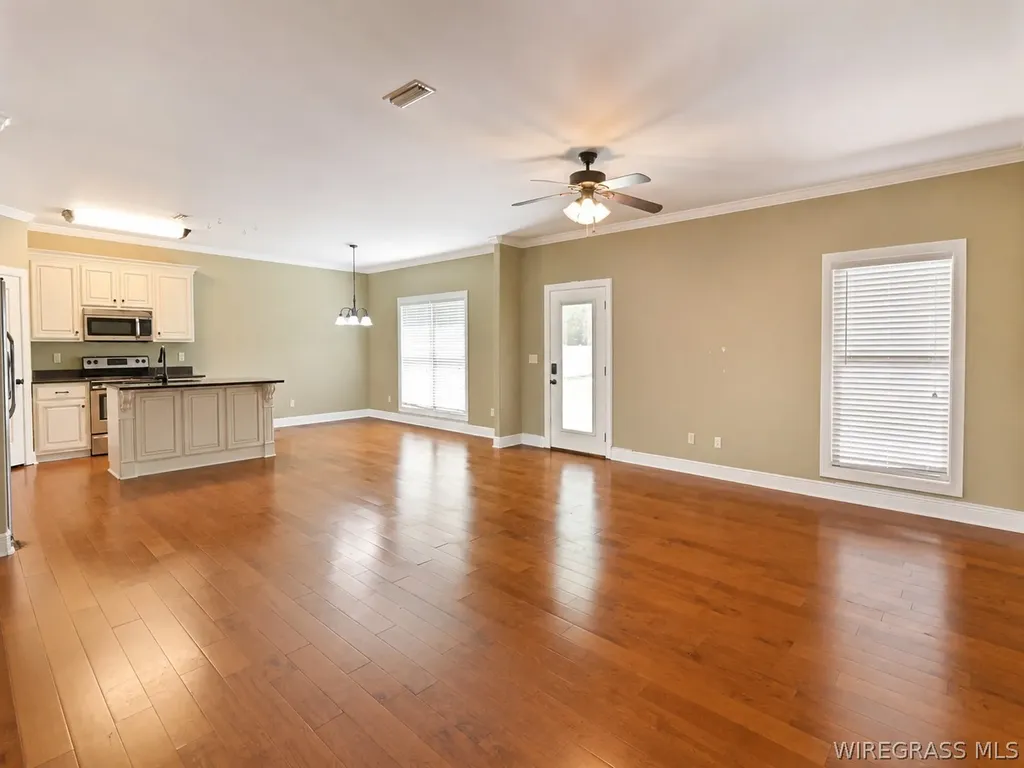 240 Rosa Lane Midland City AL 36350