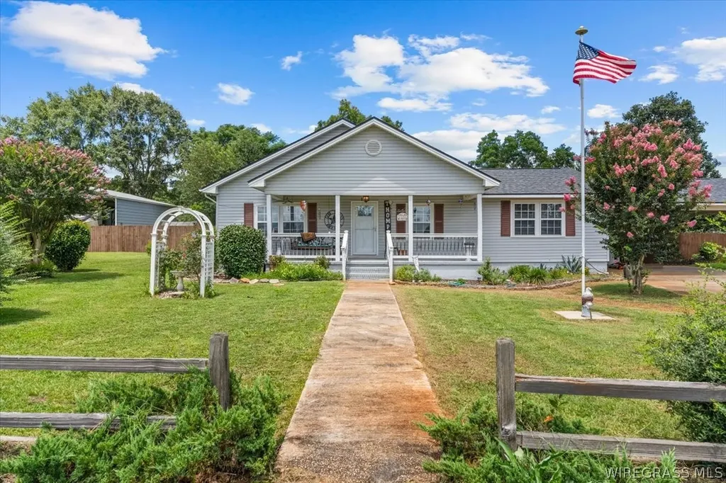 132 County Road 552 New Brockton AL 36351