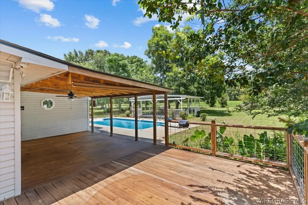 132 County Road 552 New Brockton AL 36351