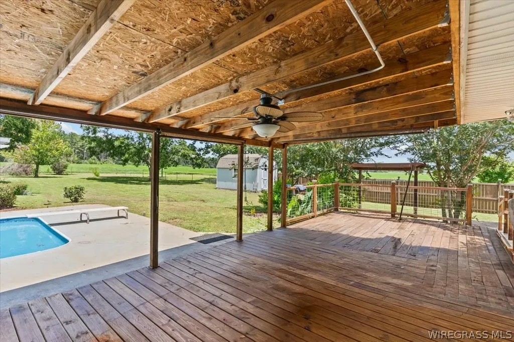 132 County Road 552 New Brockton AL 36351