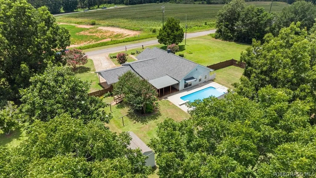132 County Road 552 New Brockton AL 36351