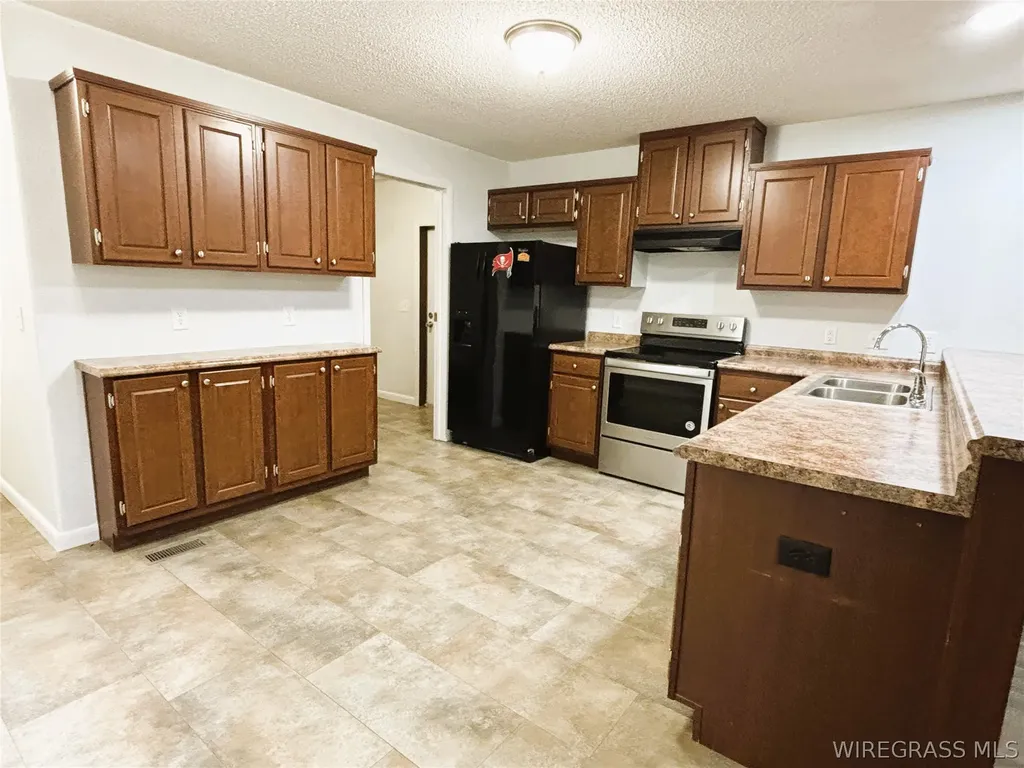 1972 County Road 430 Elba AL 36323