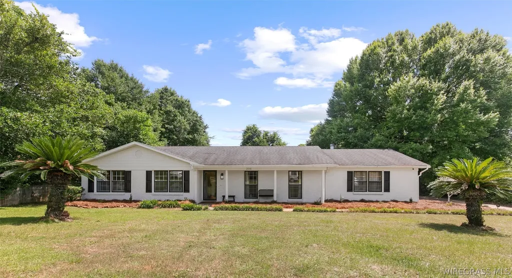 206 N Valley Hill Drive Enterprise AL 36330