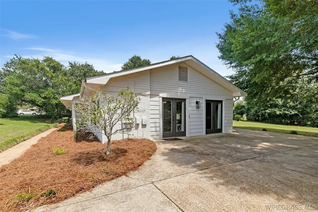 206 N Valley Hill Drive Enterprise AL 36330