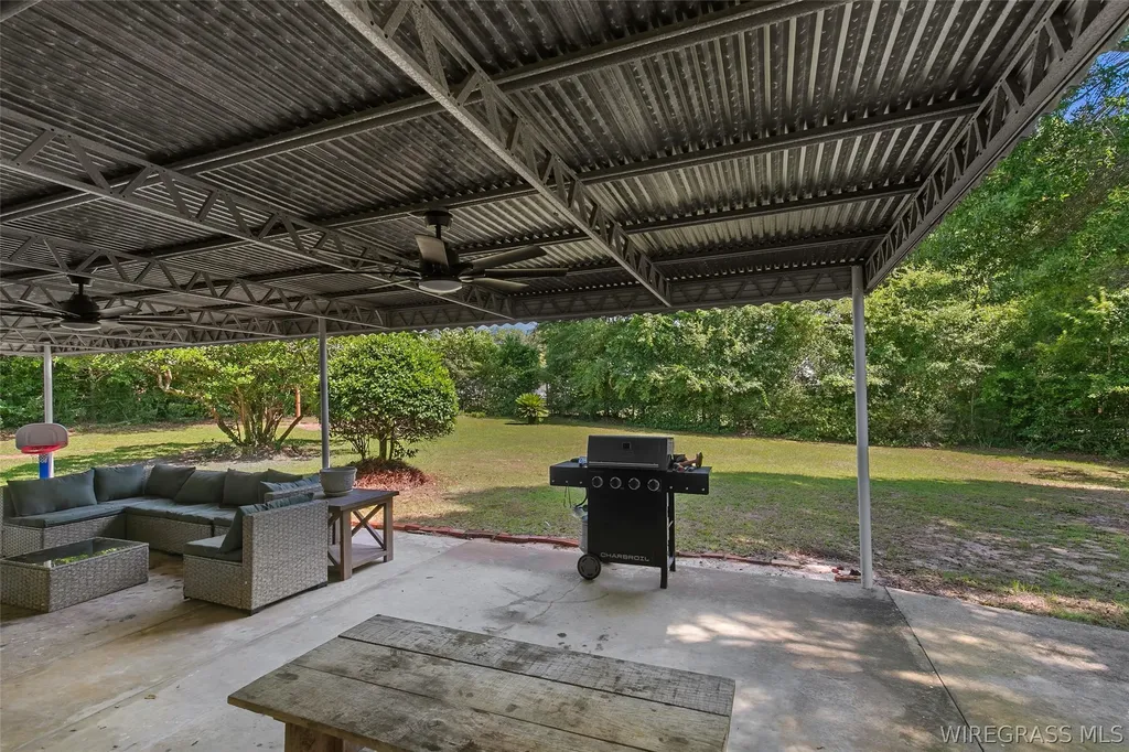 206 N Valley Hill Drive Enterprise AL 36330