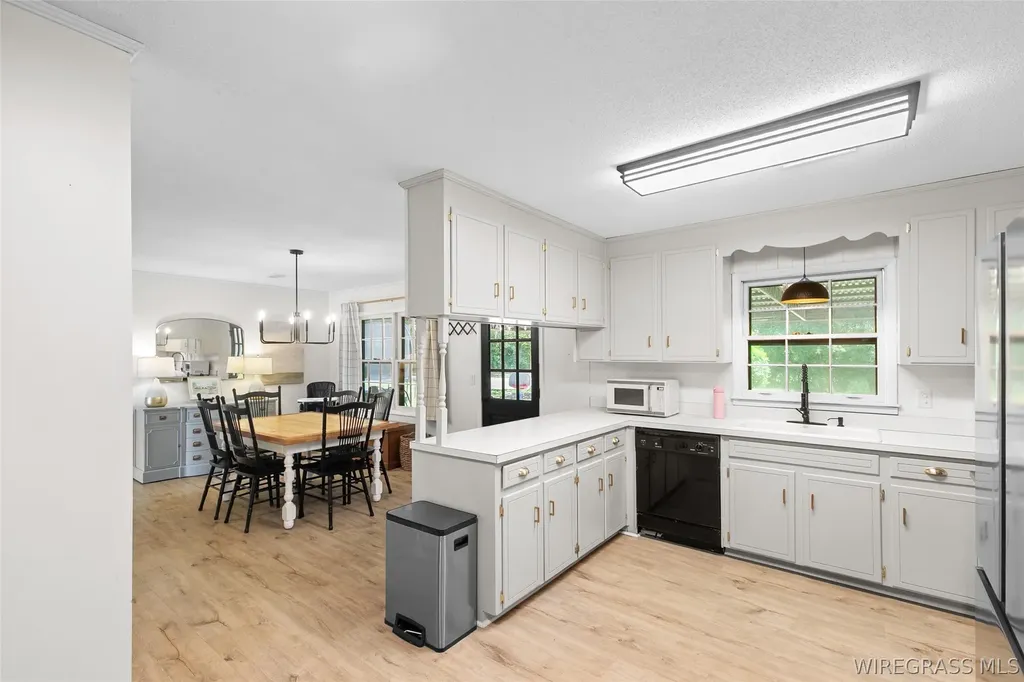 206 N Valley Hill Drive Enterprise AL 36330