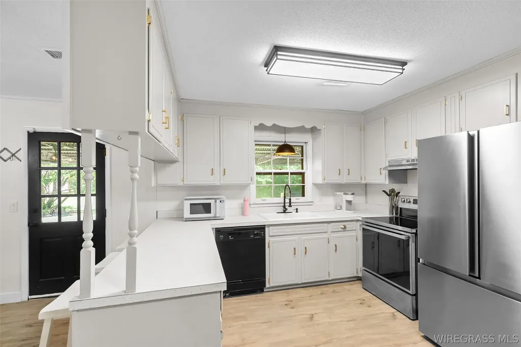 206 N Valley Hill Drive Enterprise AL 36330